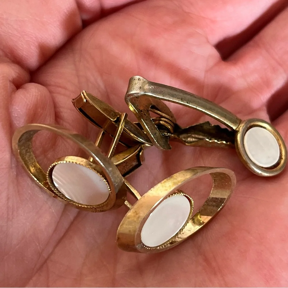 Vintage 1940’s Gold Art deco Mother of Pearl MCM oversized Cuff Link Set